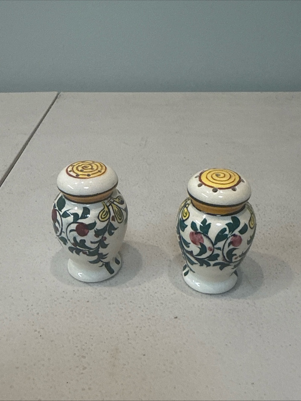 Vintage Ceramic Multi-color Floral Pattern Salt & Pepper Shakers. no stoppers